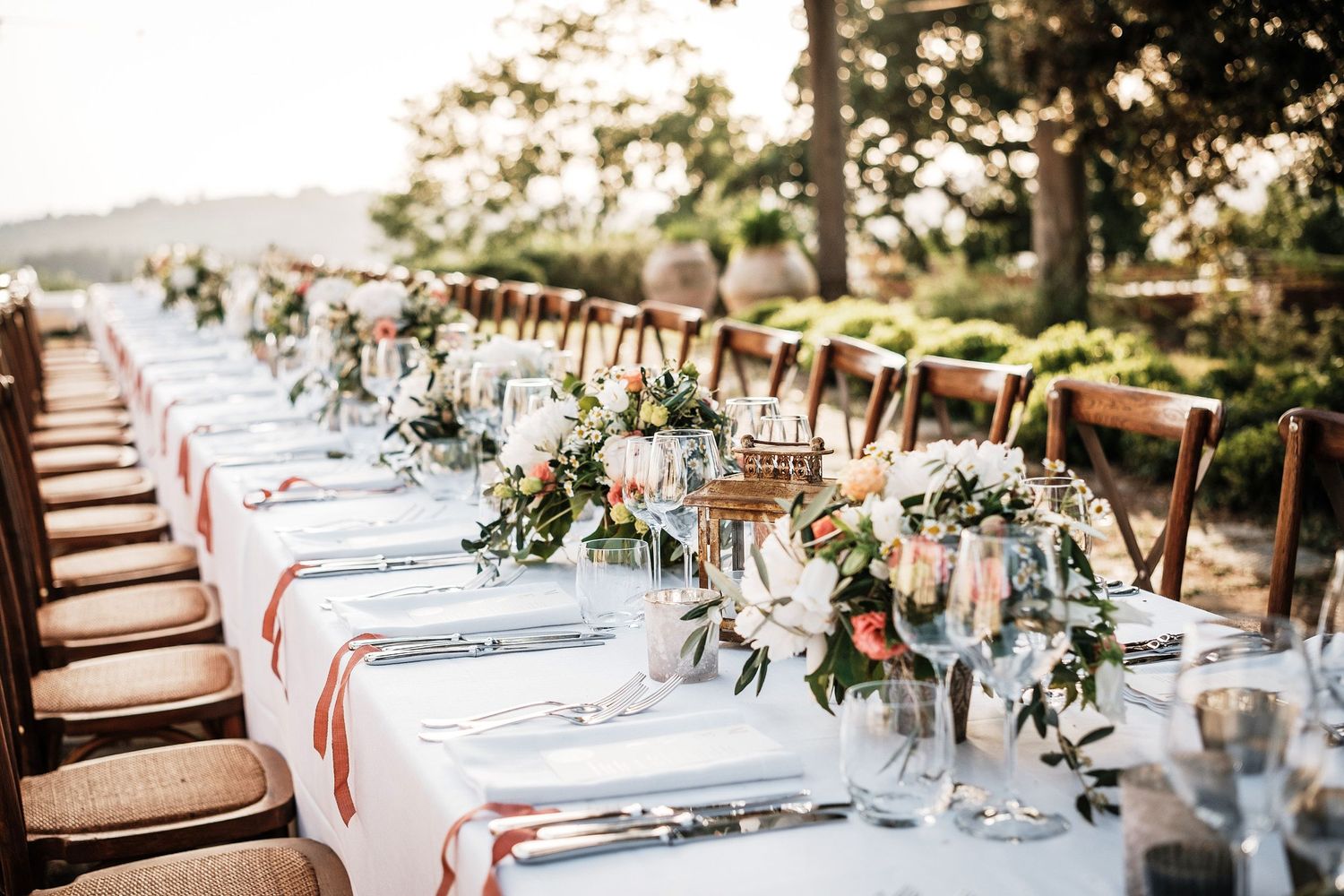 TLOOK photographe de mariage de style documentaire, Tenuta Di Sticciano en Toscane décorations