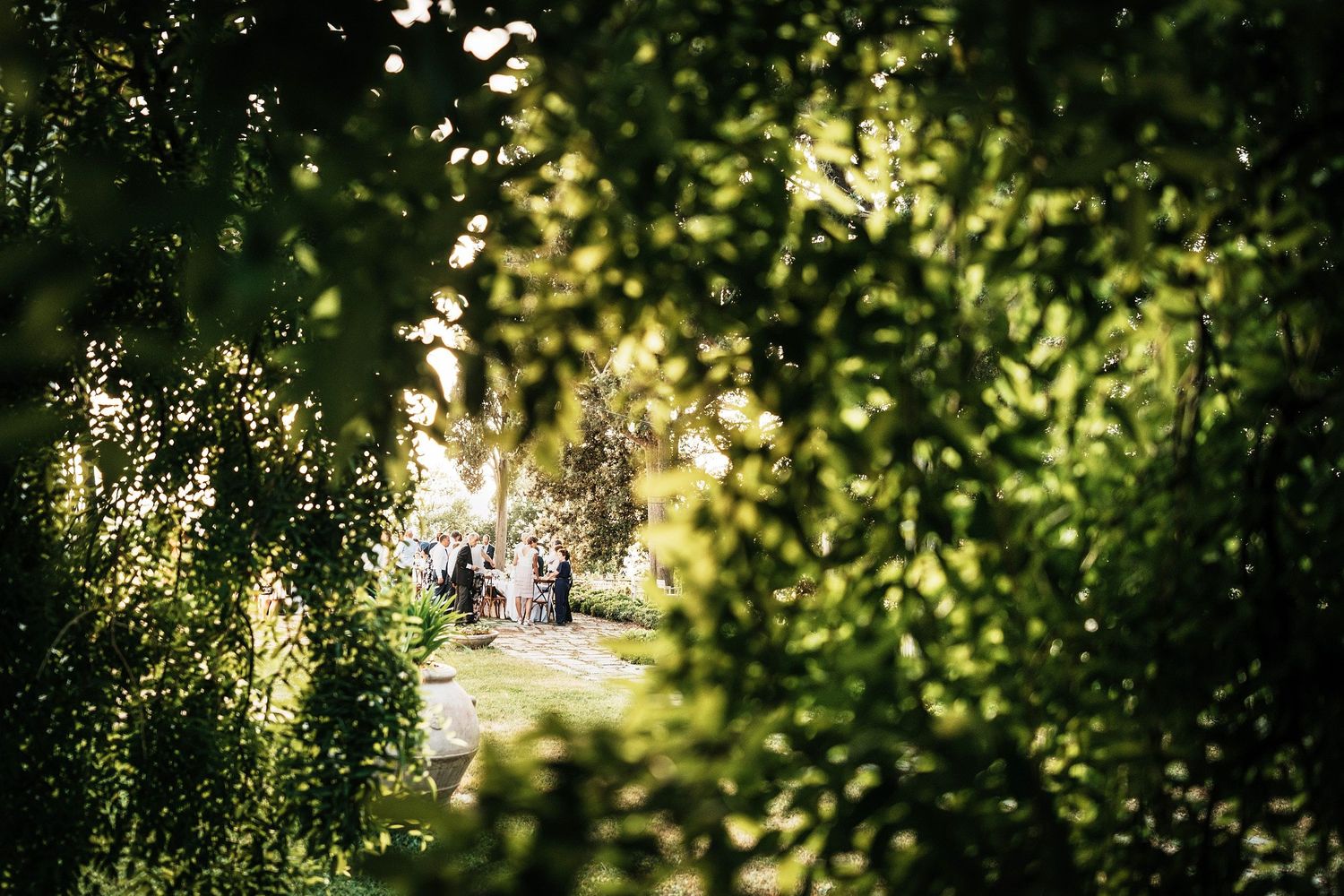 TLOOK photographe de mariage de style documentaire, Tenuta Di Sticciano en Toscane cocktail