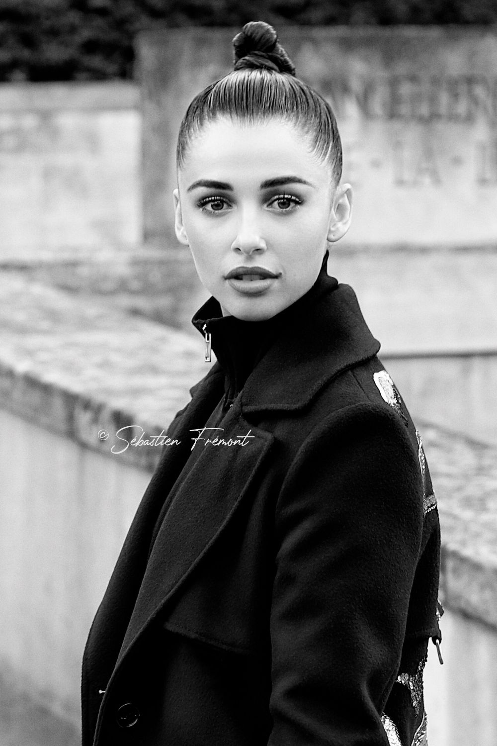 Sébastien Frémont - Celebrity Photographer - Naomi Scott / Valentino - Paris