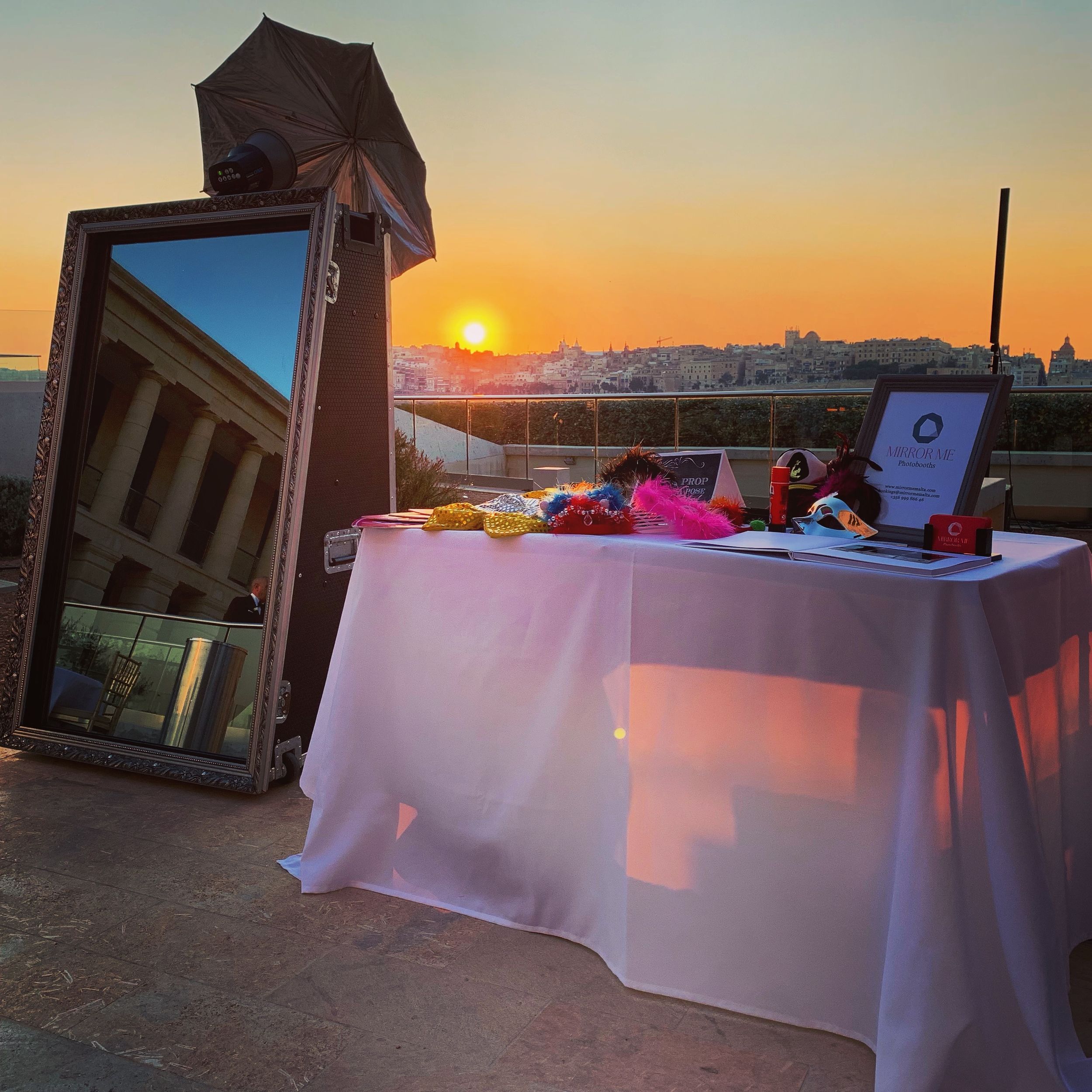 Mirror Me Malta Photo Booth