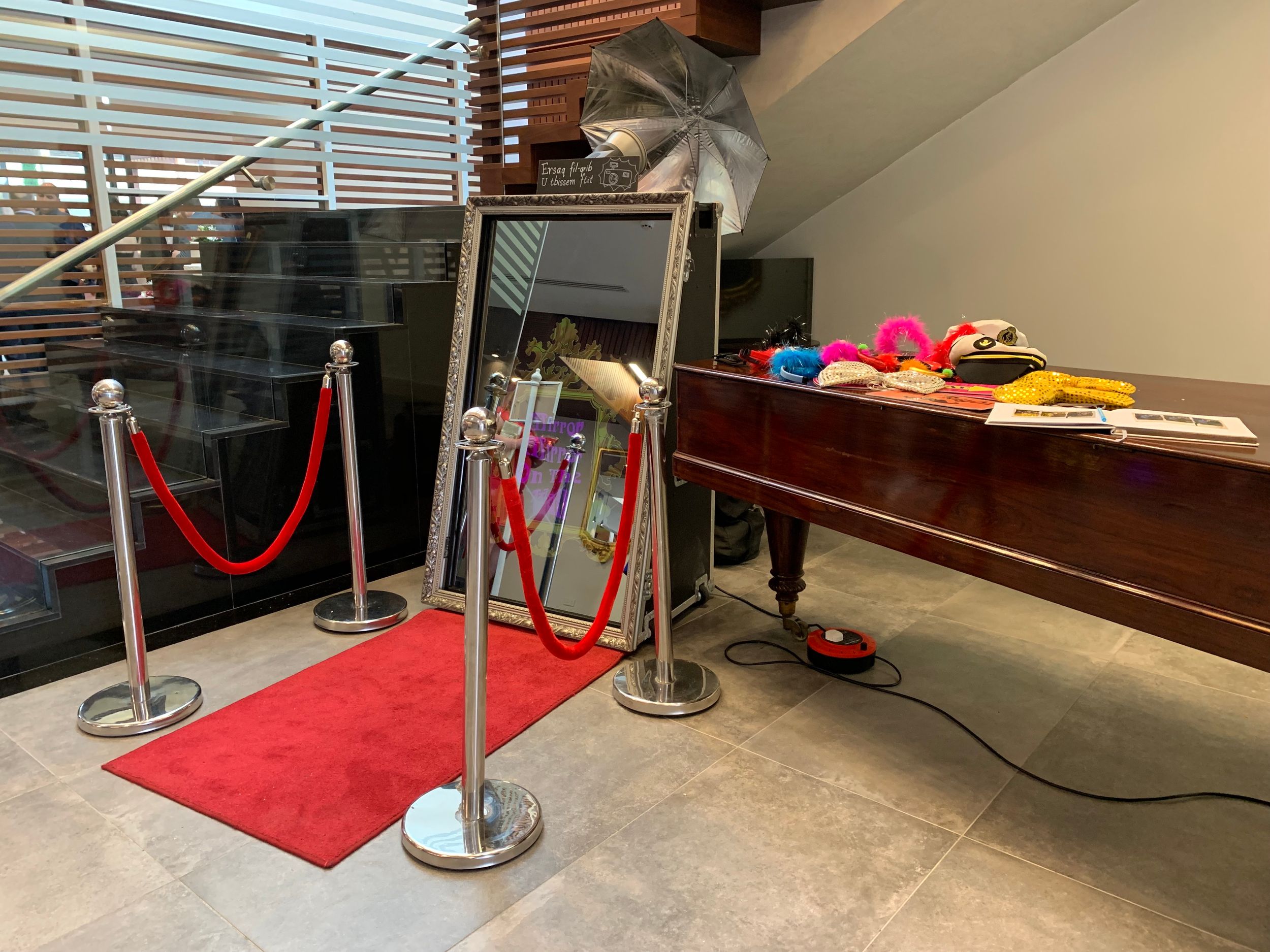 Mirror Me Malta Photo Booth