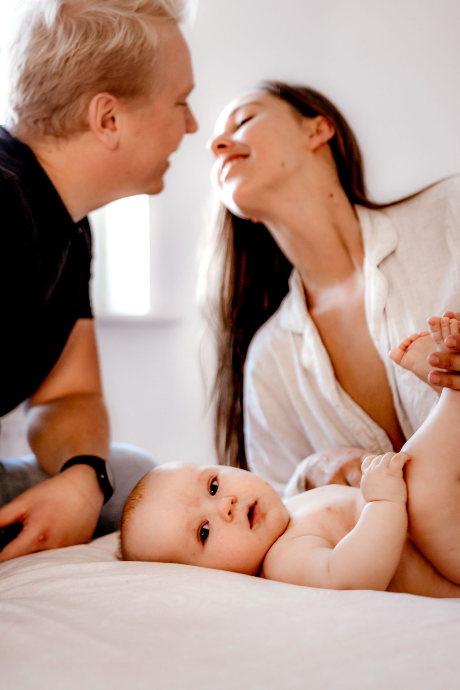 familia en casa sesion intima de fotos en alicante