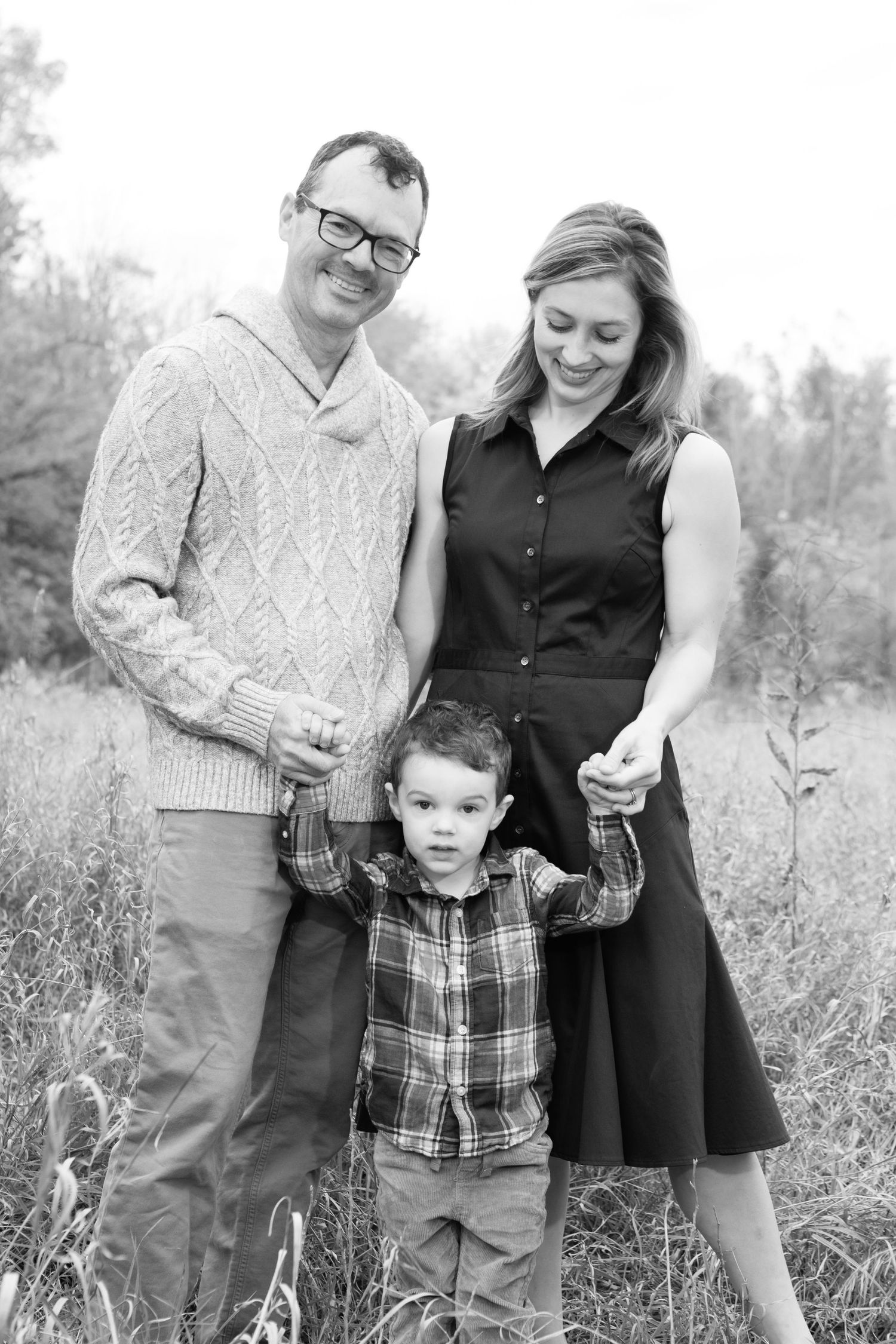 Family pics in Zionsville during the fall
