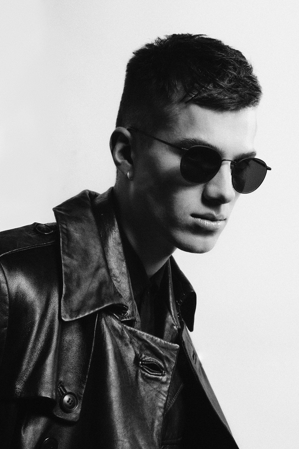 Sunglasses Photoshoot by Dominik Zky Photography