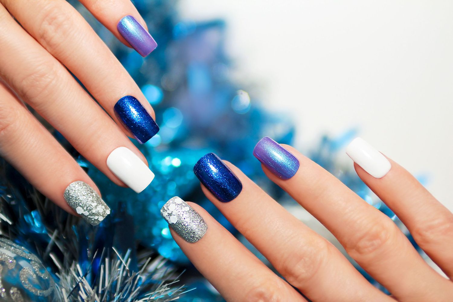 Christmas colours manicure. Barrie. Morgan Taylor nail lacquer. Shellac and Dip nails