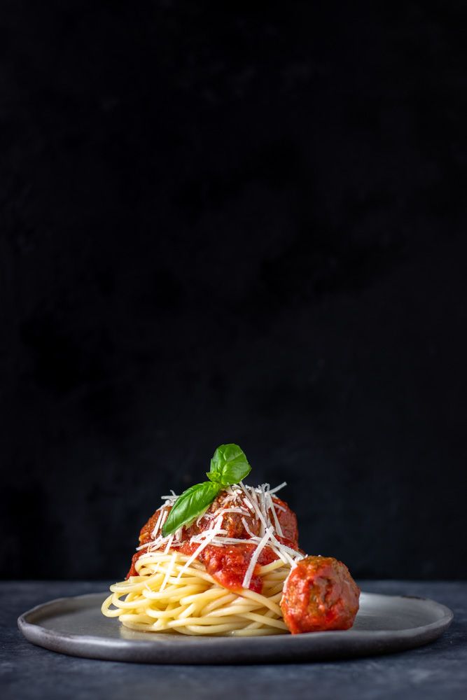 Mediterranean Meatballs In Tomato Sauce - Photo by © Reka Csulak