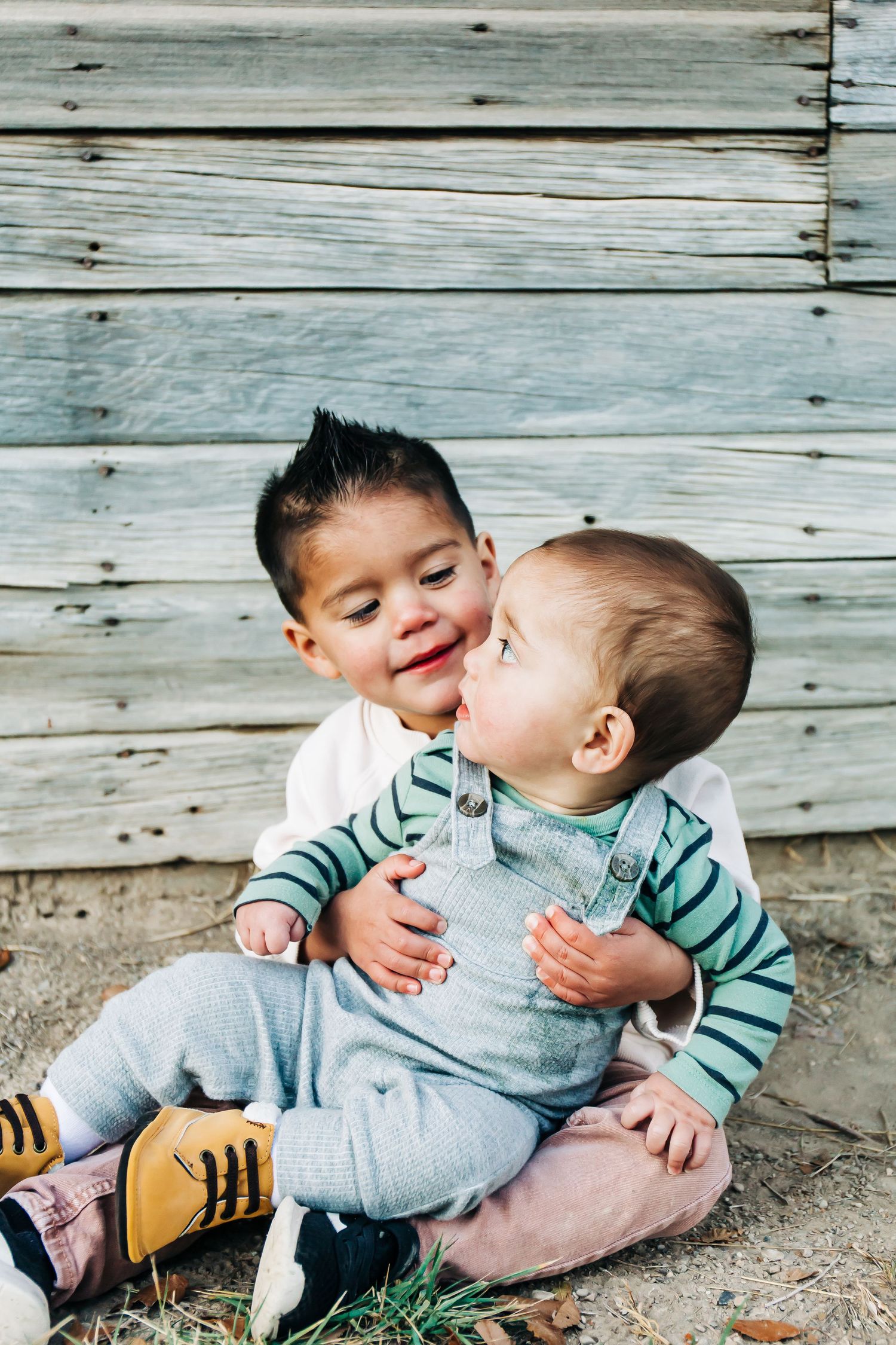 family session, fall family photos, brothers, kids photography, candid photos, fall photos, fall family session
