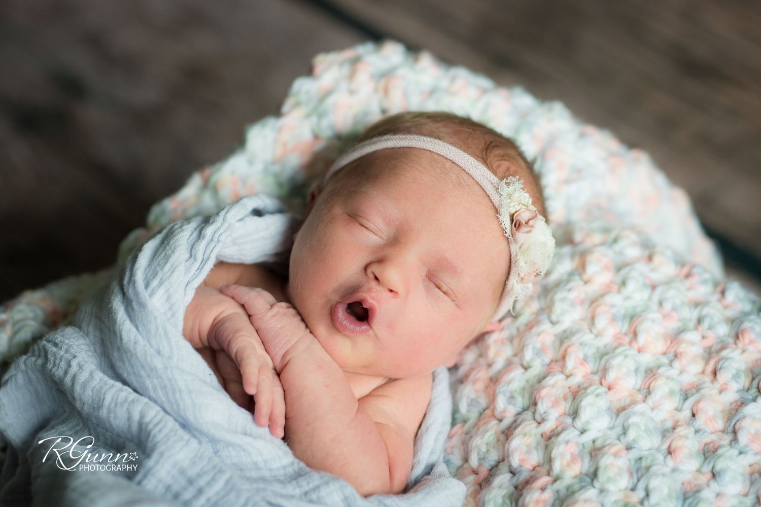 lifestyle newborn photography tulsa oklahoma