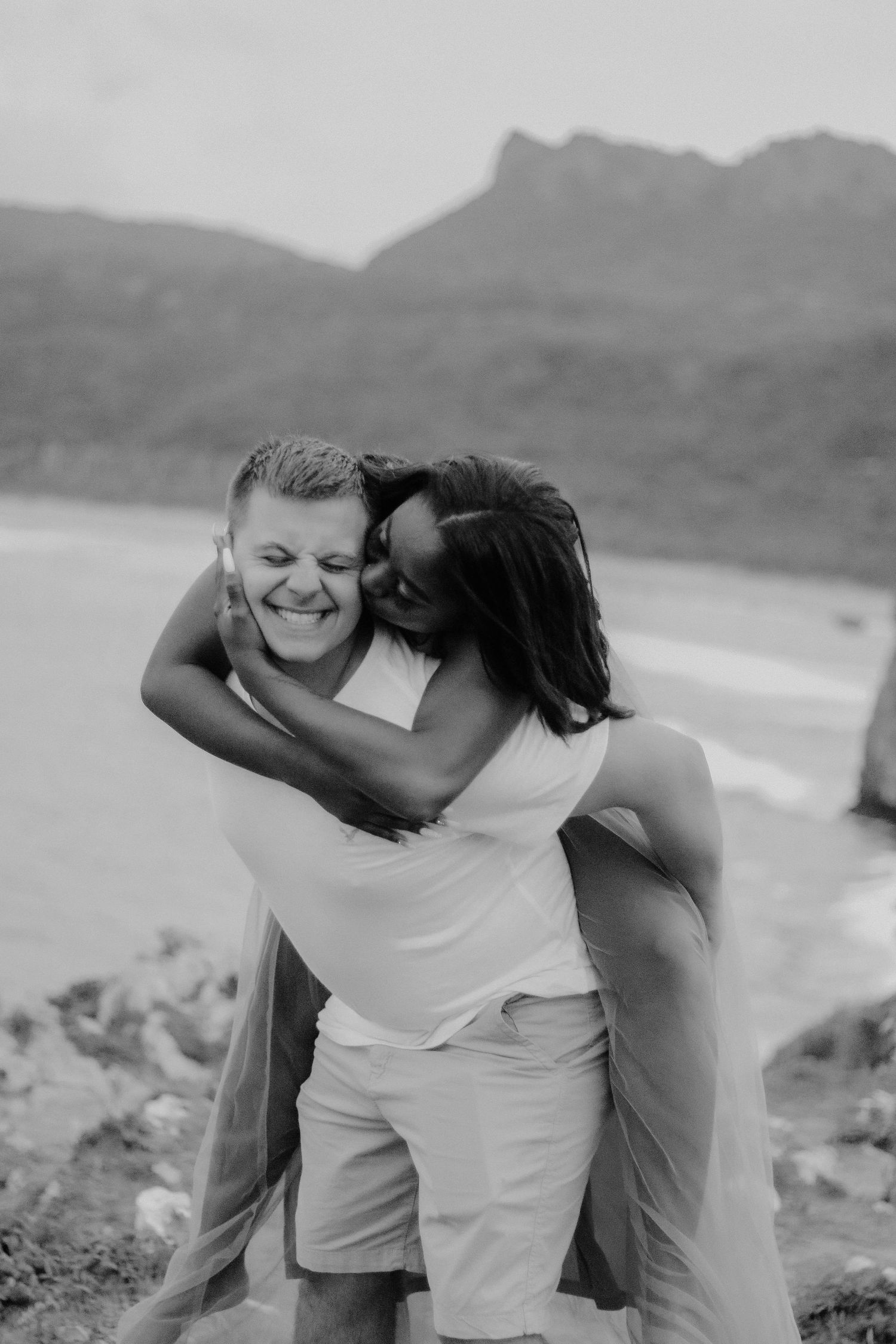 california cliff side spot couple elopement photographer