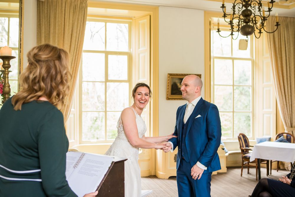Traditionele trouwfoto's met een moderne twist