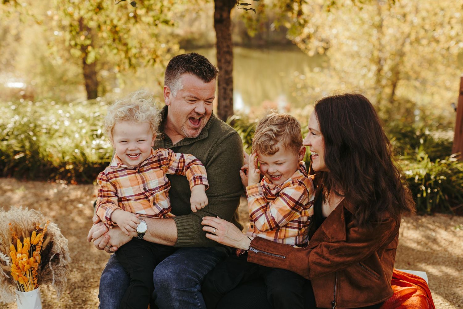 warm candid family photographer