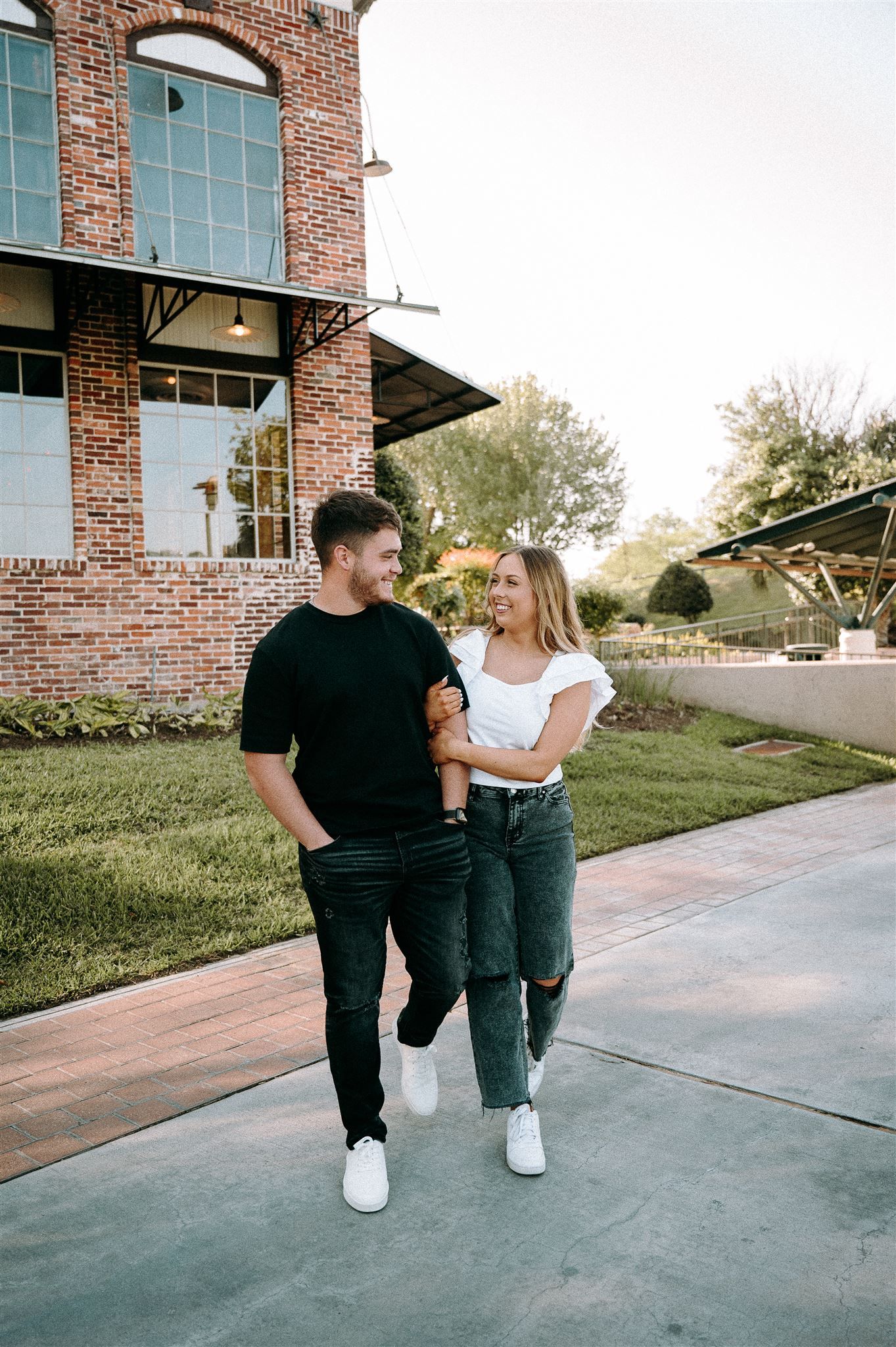 engagement photography session in The Woodlands, Tx