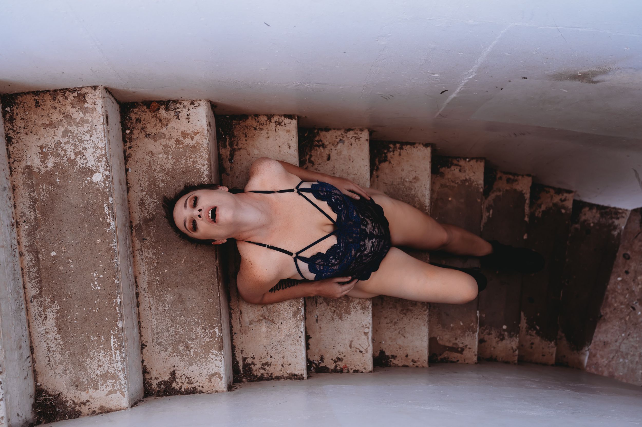 Be free. Darwin boudoir session