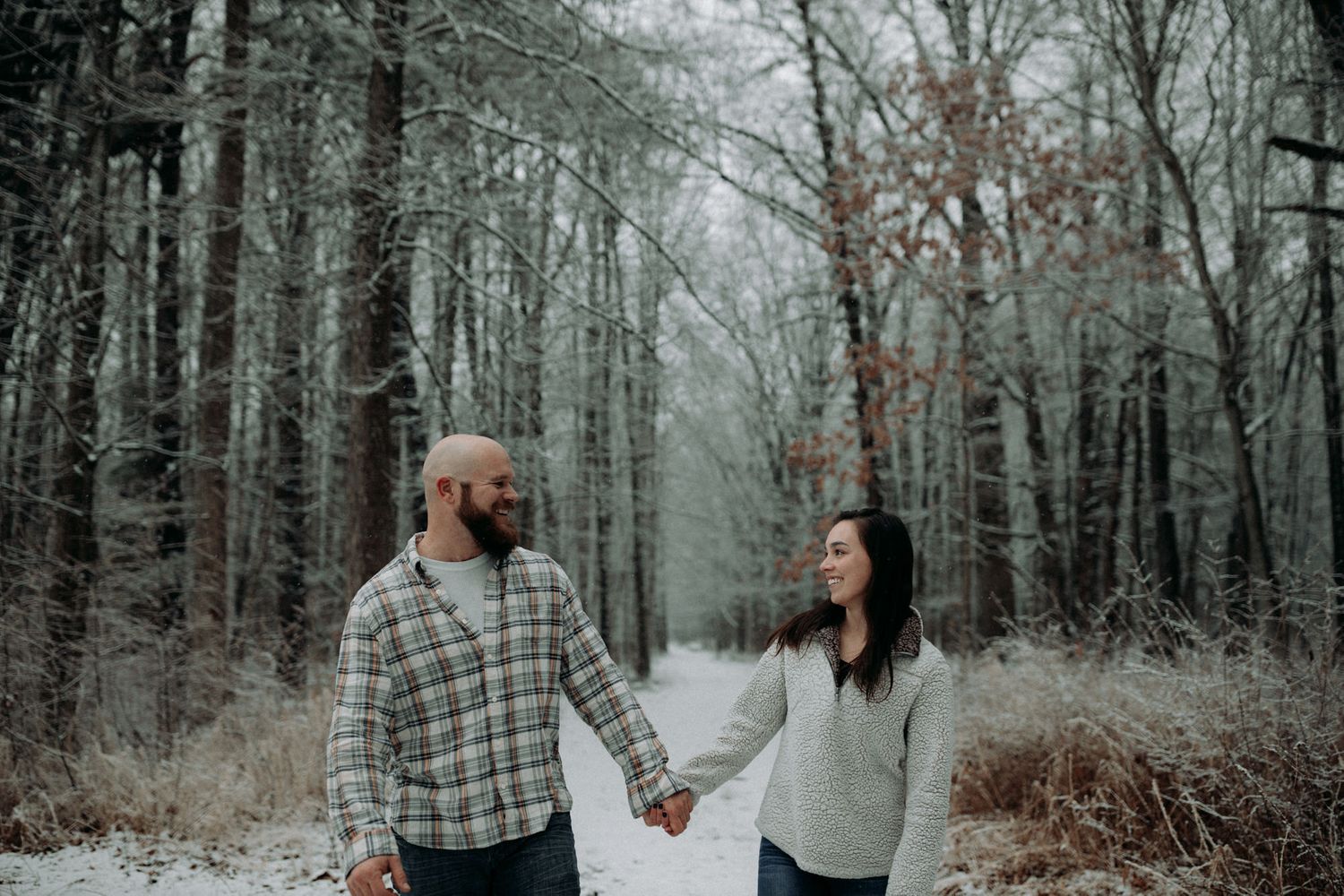 couple-walking-engagement-session-oak-openings