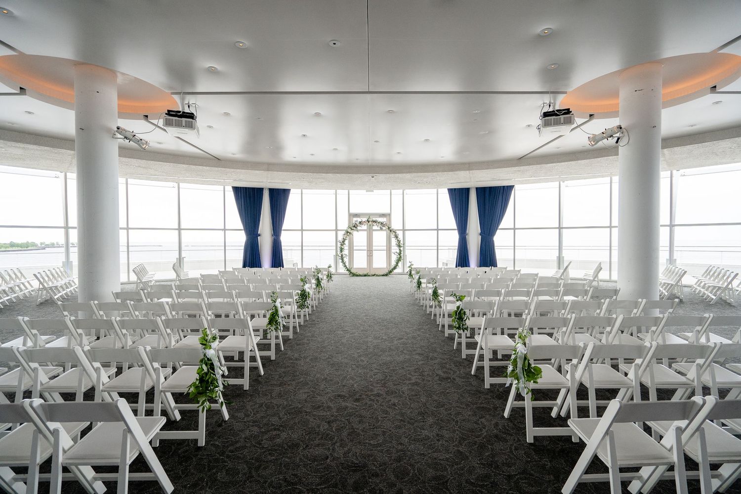 Discovery World Wedding, Milwaukee Lakefront Wedding, Milwaukee Wedding Photographer, Pilot House Ballroom