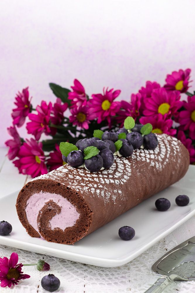 Cocoa Blueberry Swiss Roll - Photo by © Reka Csulak