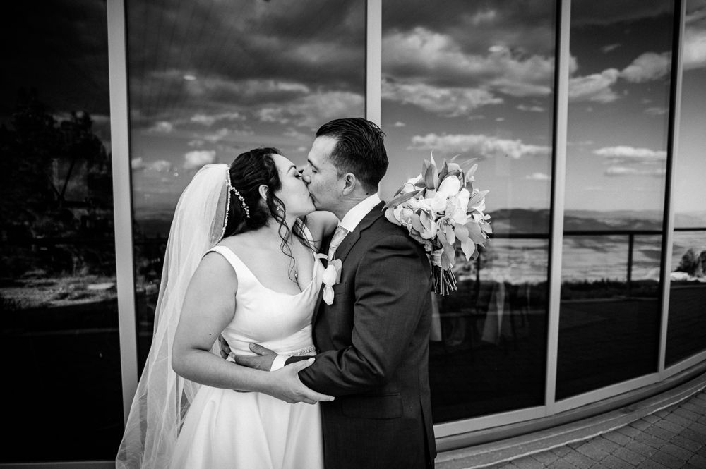 Lake Tahoe California Wedding Photography Bride Groom Wedding Dress Wedding flowers Vibrant Derek Palmer Creative Media