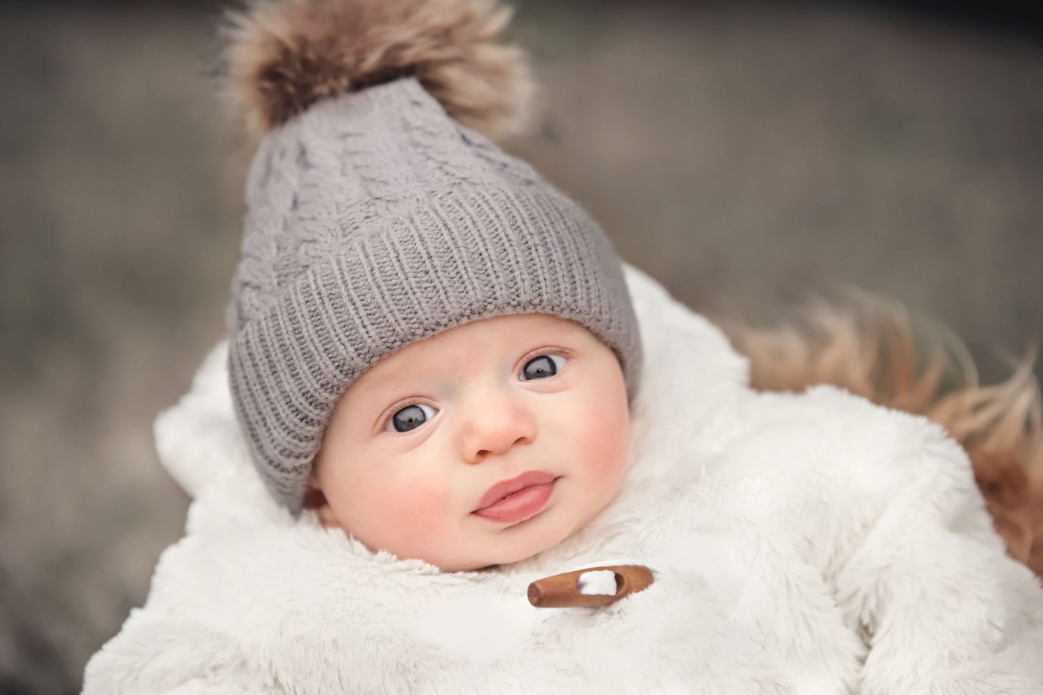 outdoor milestone portrait, one year portrait, winter time