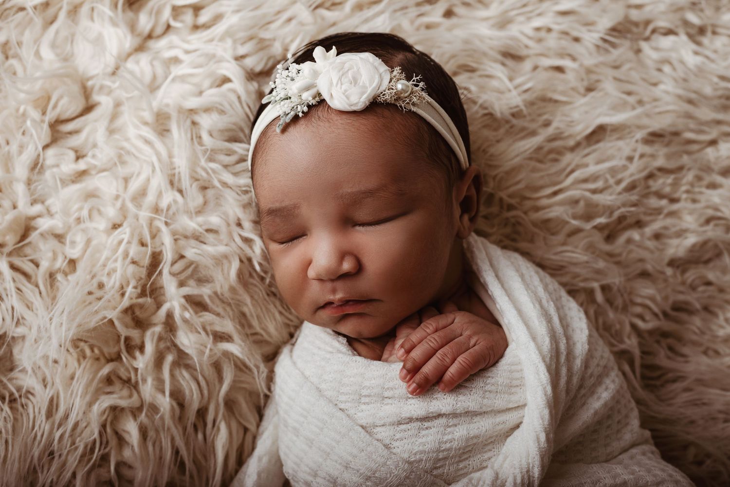 Round Rock TX Newborn Photographer, Cedar Park Tx Studio Newborn Photos, Austin Tx Newborn Photographer