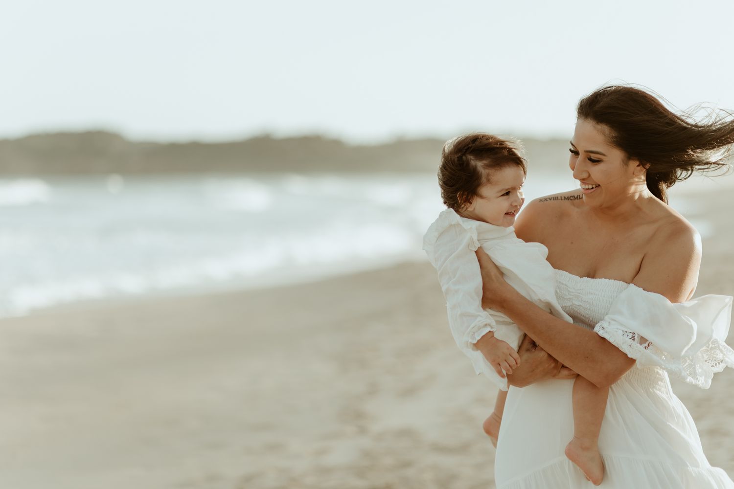 boho lifestyle photographer capturing raw real moments. based in lake Macquarie nsw, servicing the central coast and New