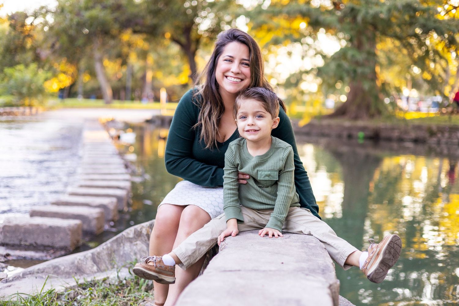 San Antonio Photographer Jason Carmony photographs mother and son
