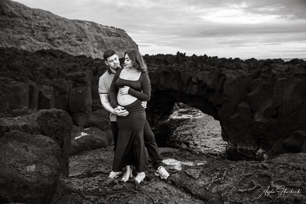 Maternity photo session. Couple sharing moments to remember in the future.