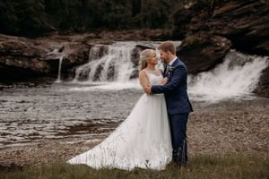 Bryllupsfotograf Malin Berdal, bryllupsfotograf Trondheim, Bryllupsfotograf Trøndelag. Bryllupsfotografering