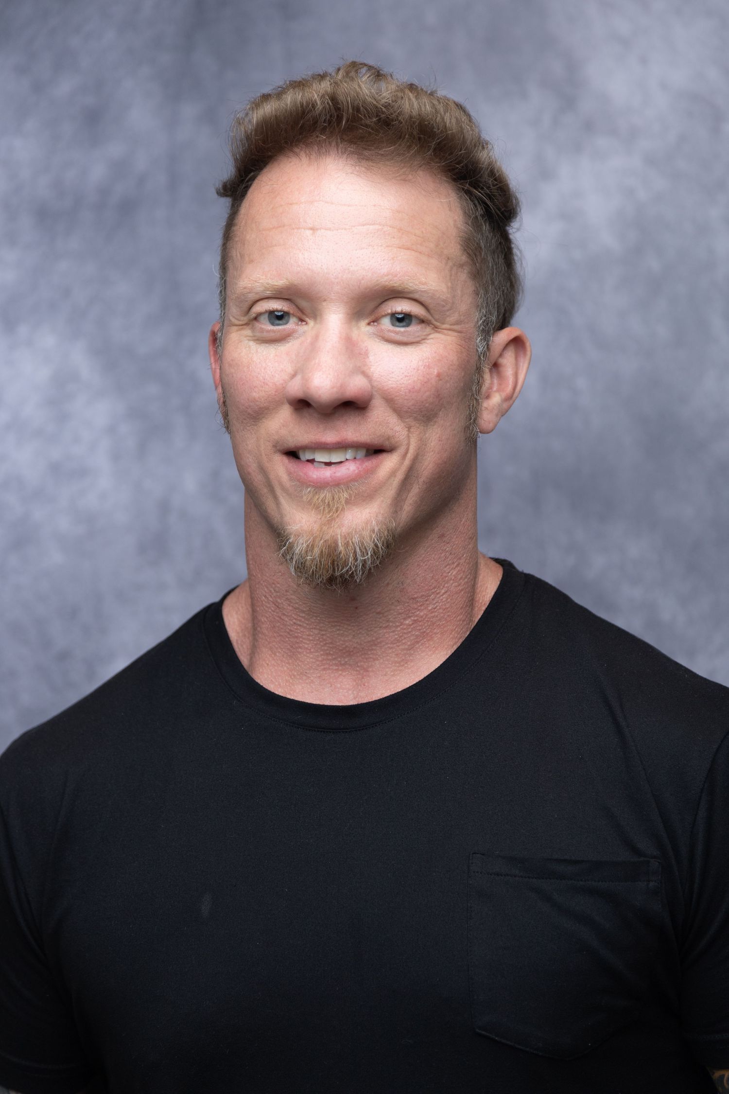 Professional LinkedIn headshot in Richmond Virginia
