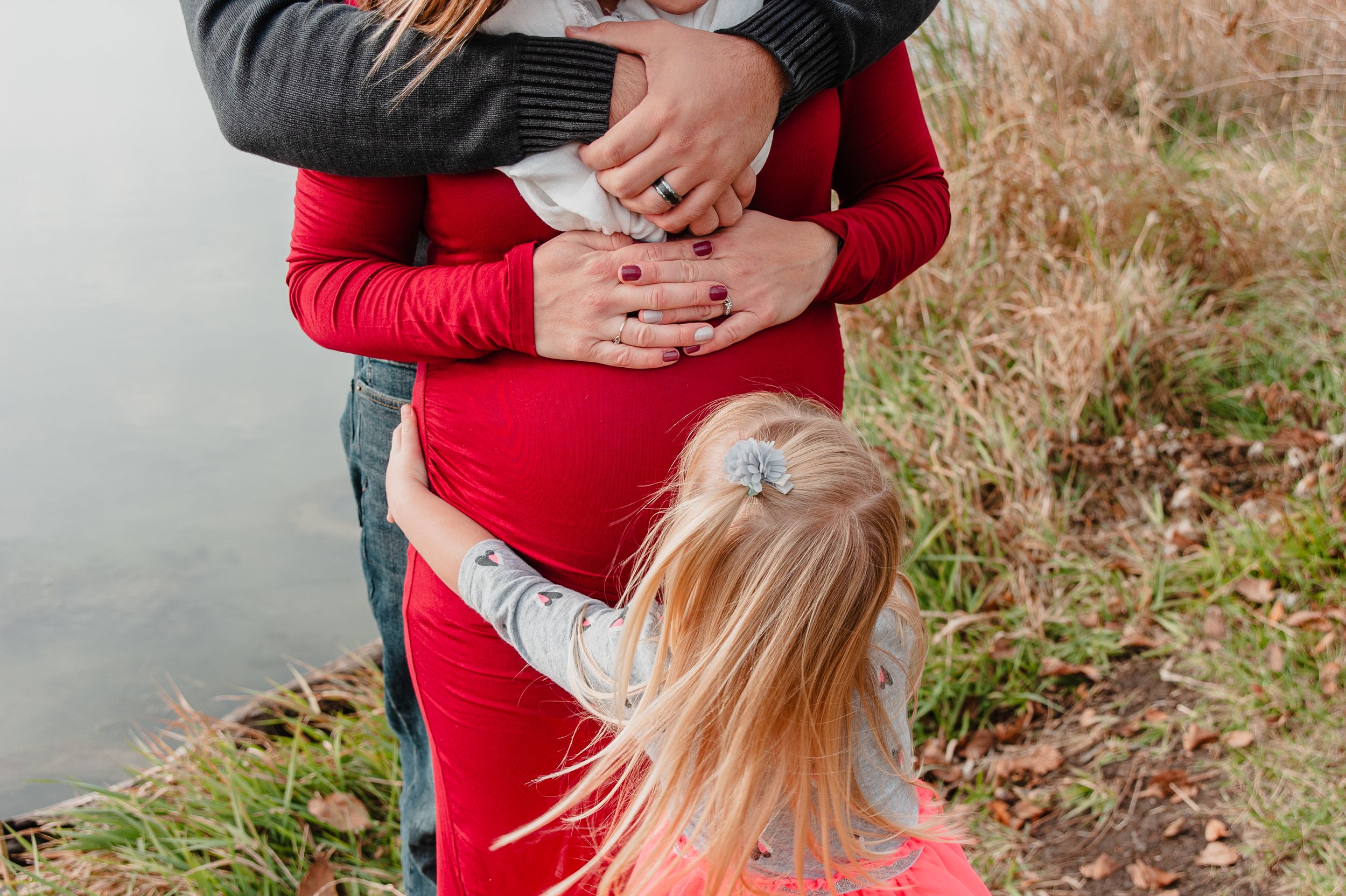 Walnut Creek maternity session with family