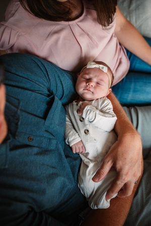 Dublin, Ohio Newborn Photographer - Powell, Ohio Newborn Photographer - In home newborn session - Natural Light Newborn