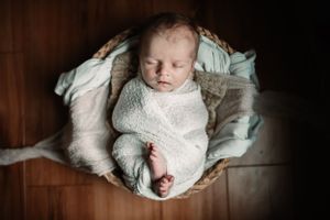 Dublin, Ohio Newborn Photographer - Powell, Ohio Newborn Photographer - In home newborn session - Natural Light Newborn