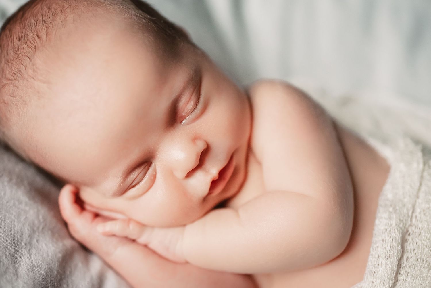Dublin, Ohio Newborn Photographer - Powell, Ohio Newborn Photographer - In home newborn session - Natural Light Newborn