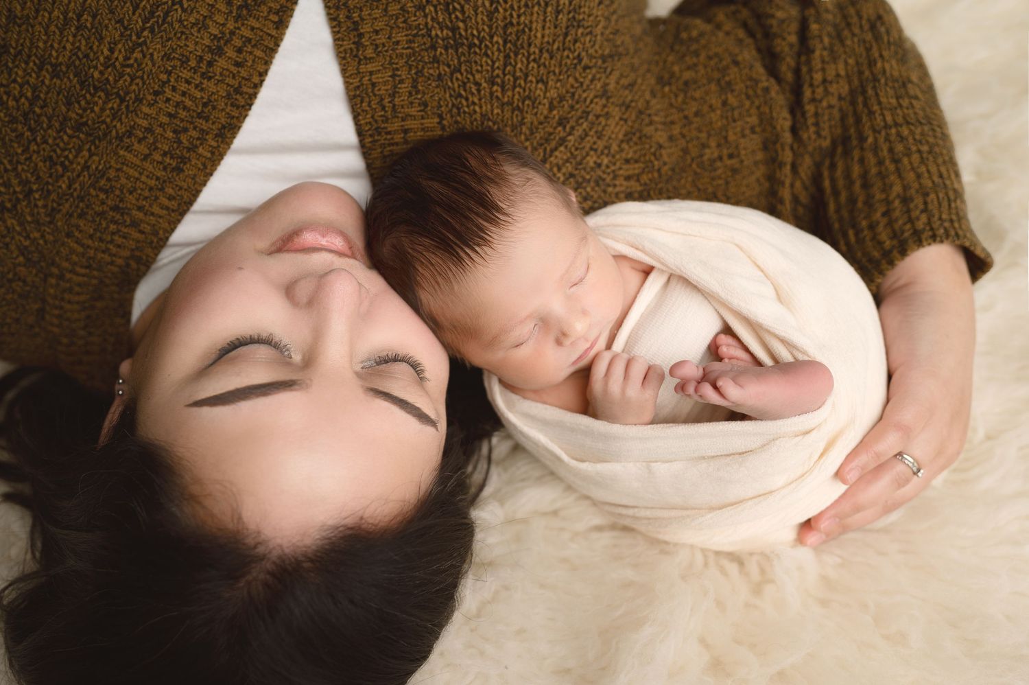 pleasanton newborn photographer / pleasanton newborn photoshoot / pleasanton photo studio / psalms photography studio