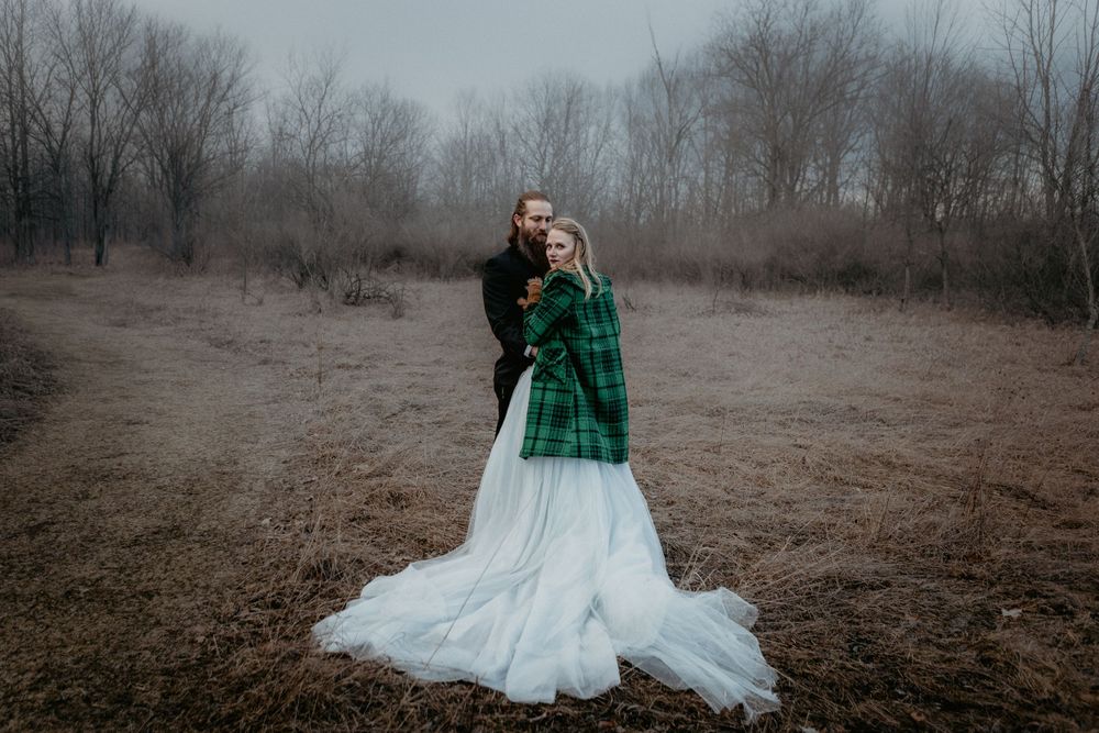 Michigan elopement couple with Outlander vibes