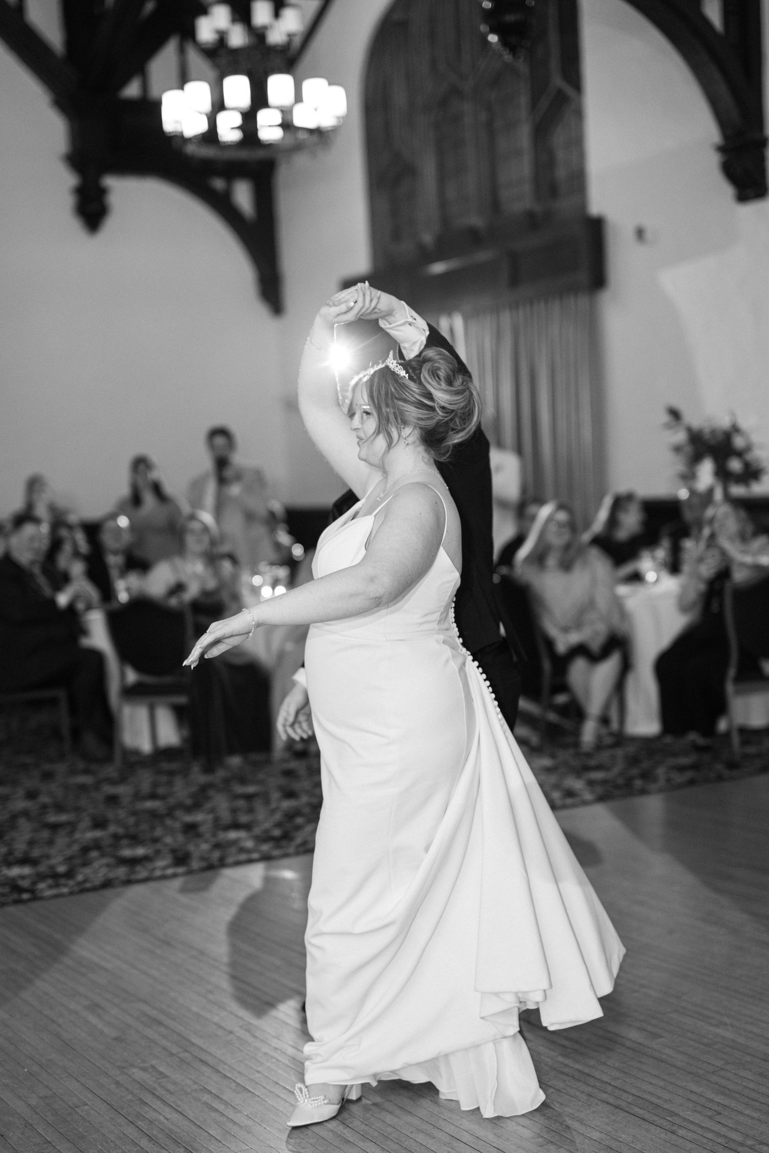 Michigan Shores Club Winter Wedding in Wilmette | Candace Sims Chicago Luxury Editorial & Fine Art Wedding Photographer