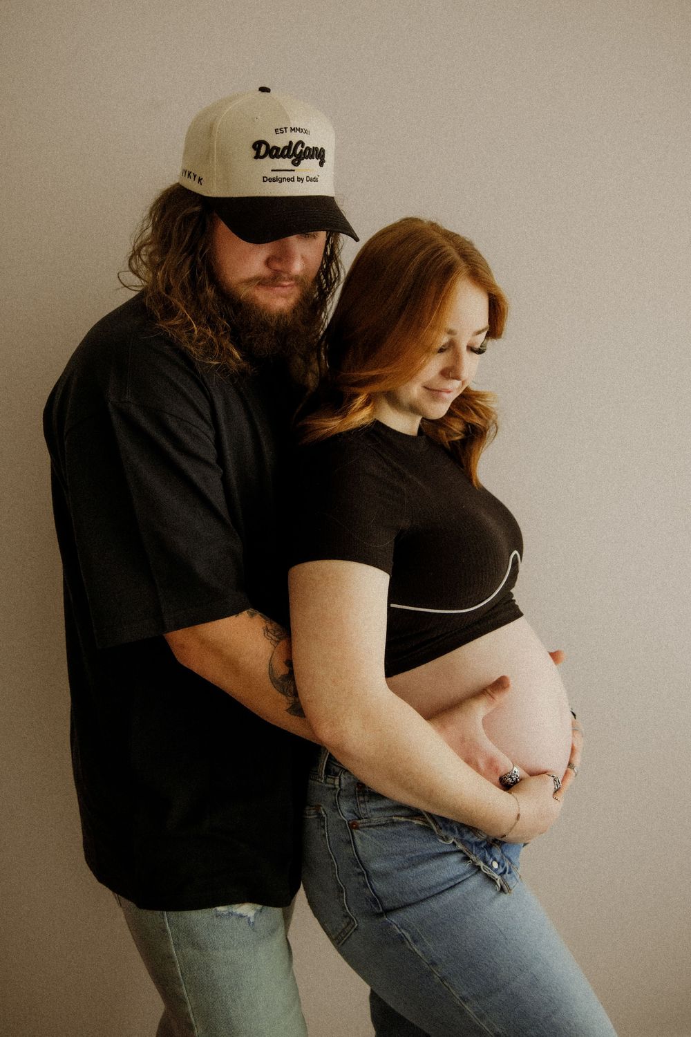 Maternity couples portrait photography; Copyright: Myranda Smith Photography