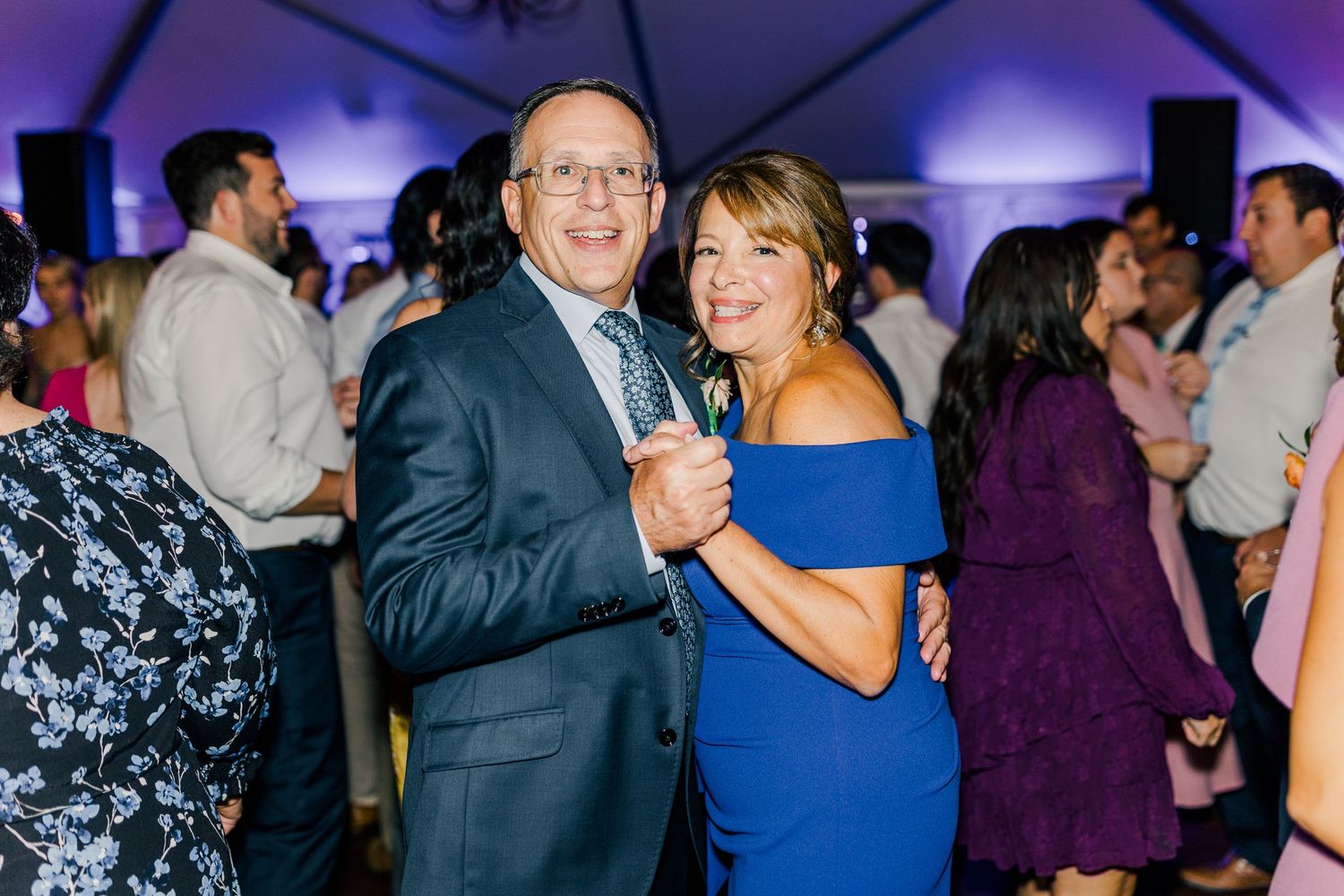 RUST MANOR HOUSE LEESBURG VIRGINIA WEDDING PICTURES RECEPTION