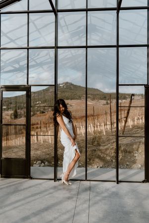 99-rows-winery-wedding-bride-lake-country
