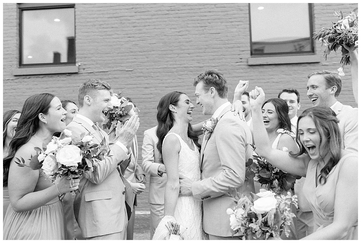 Mercantile Hall Wedding / Best Wisconsin Wedding Photographer
