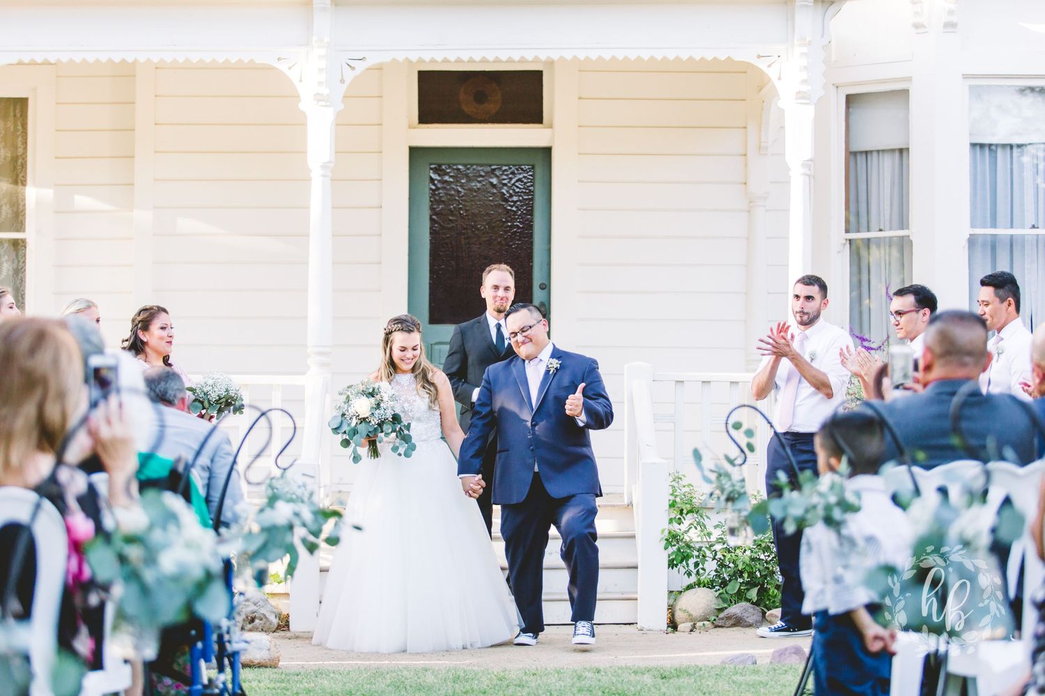 strathearn historical park wedding barn wedding photos wedding photographer