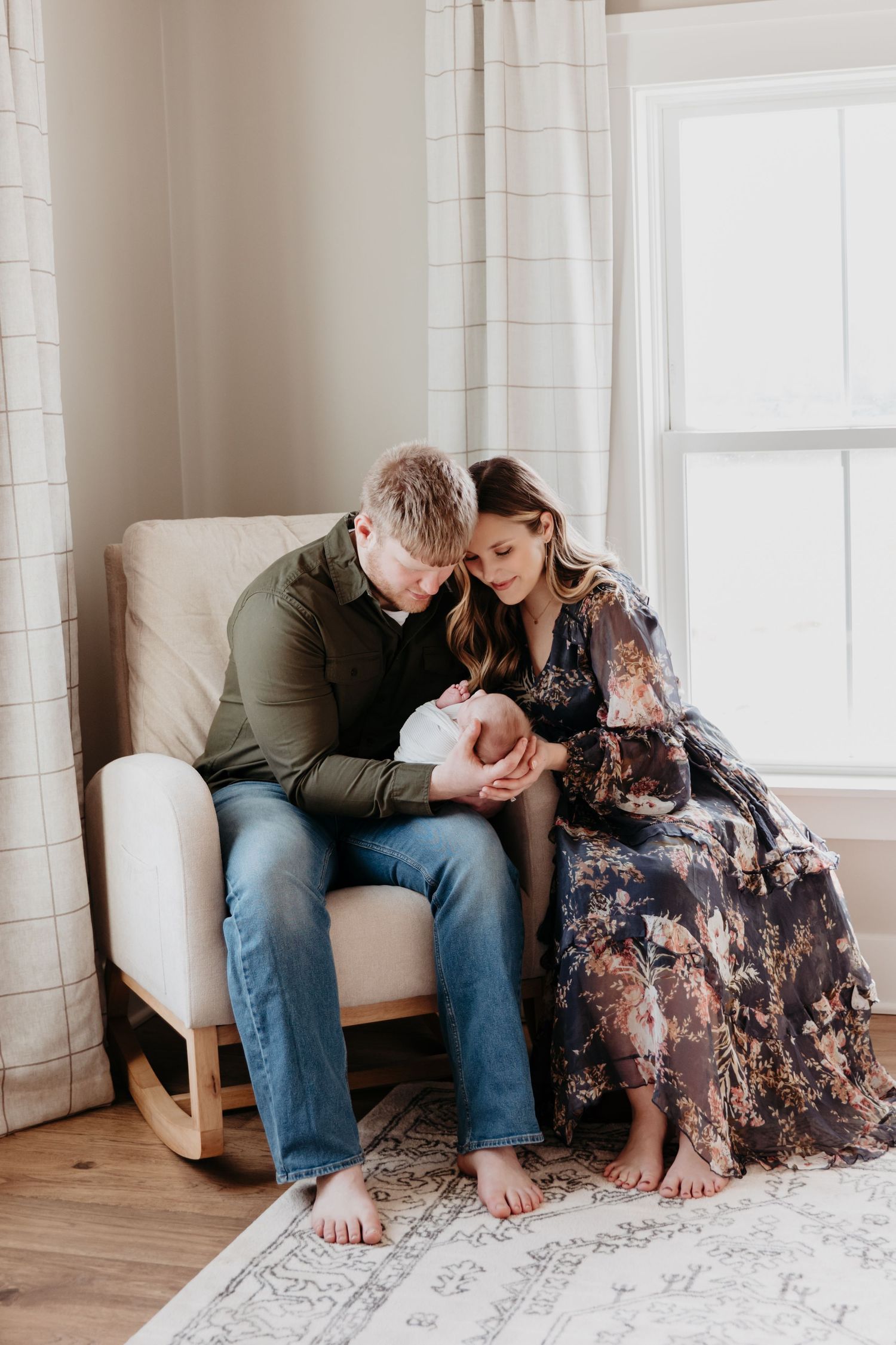 Lifestyle Photographer, Newborn Photographer, Ohio Photographer, Baby Photos, Newborn Photos, In Home Newborn Photos