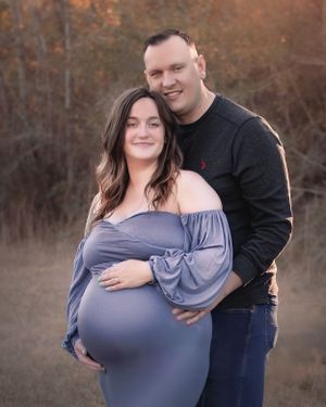 Elegant Couple Maternity in Lavender Dress
