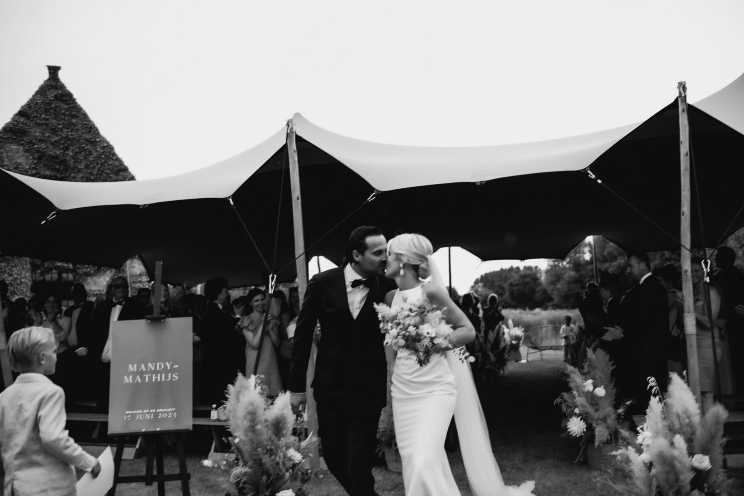 trouwfotograaf Vlaanderen België Brussel hoeve cornilly wedding photographer Belgium Brussels
