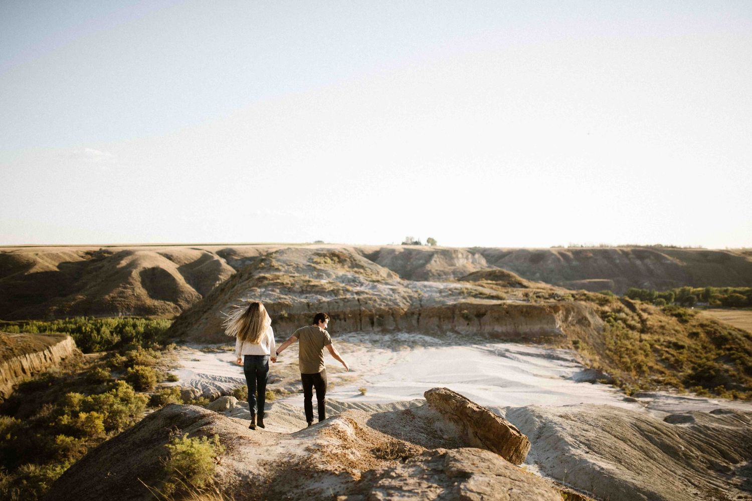 Medicine Hat Couples Photographer. Bobbie Elaine Photography.