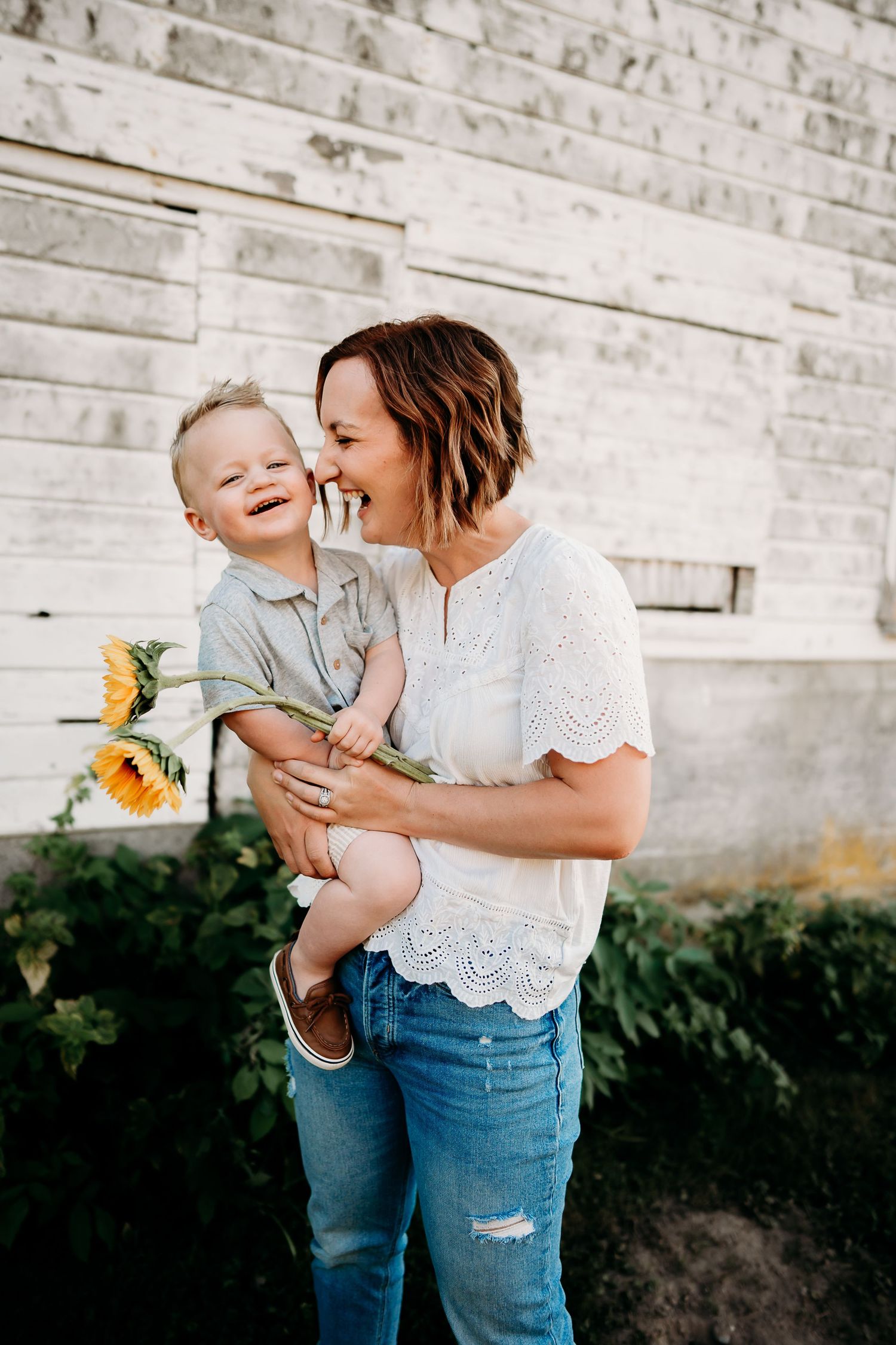 Summer family photo session during golden hour at Nisqually Wild Life Refuge.