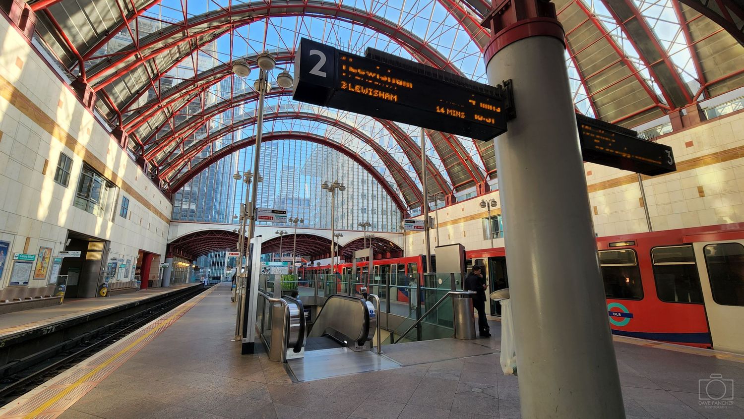 Inside the Canary Wharf DLR Station