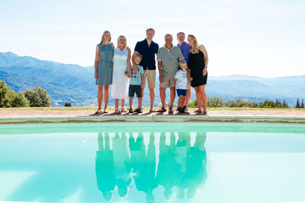 family portraits for holidays or vacations in Tuscany