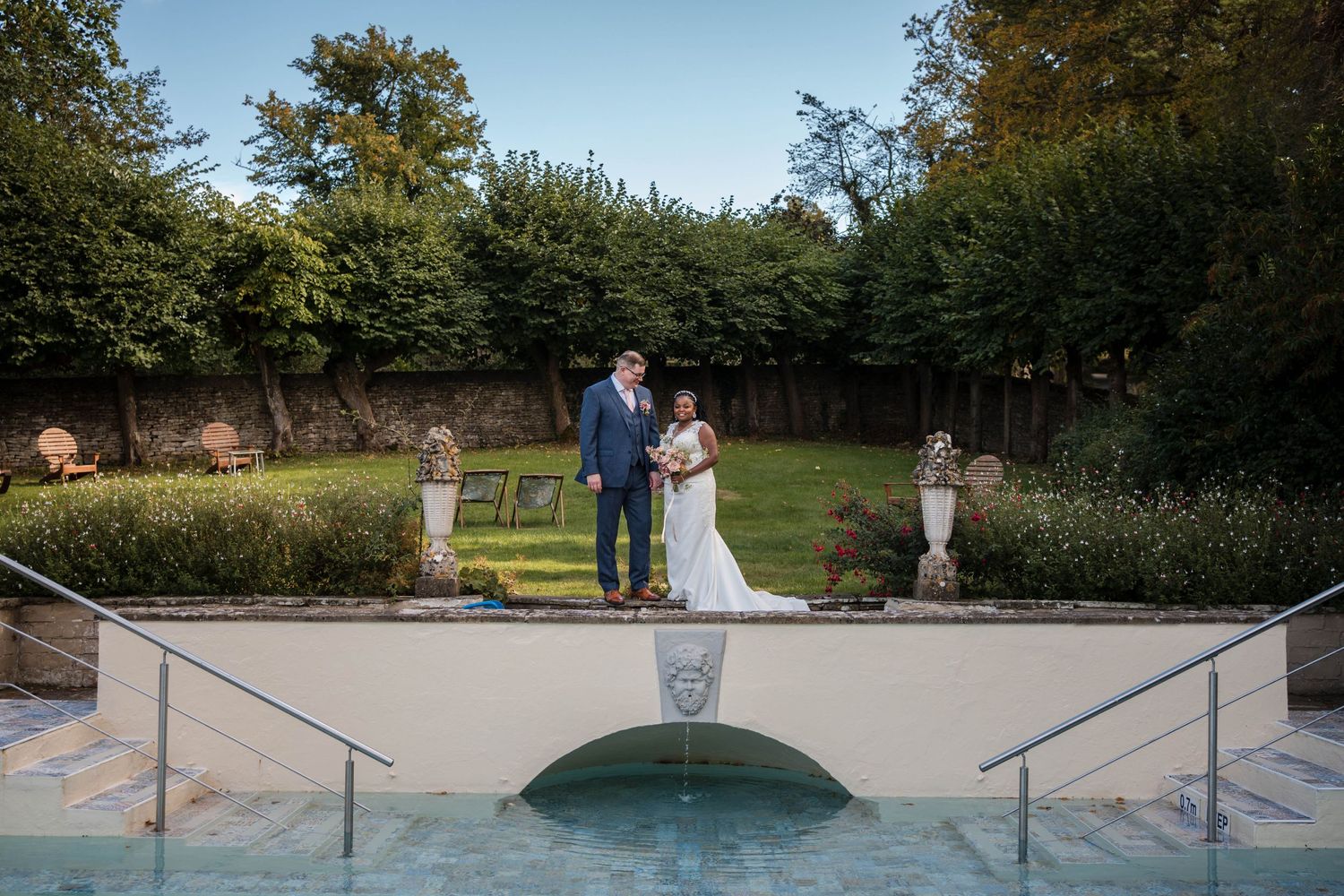 Zara Davis Wedding Photographer Burleigh Court Stroud Cotswolds Gloucestershire Romantic Wedding Venues