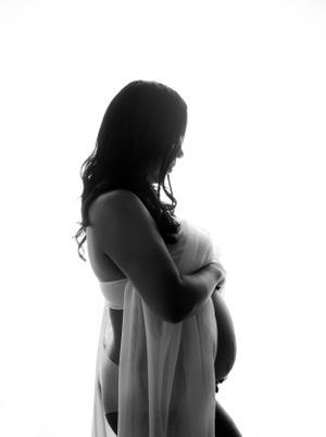 Studio maternity photographer orlando