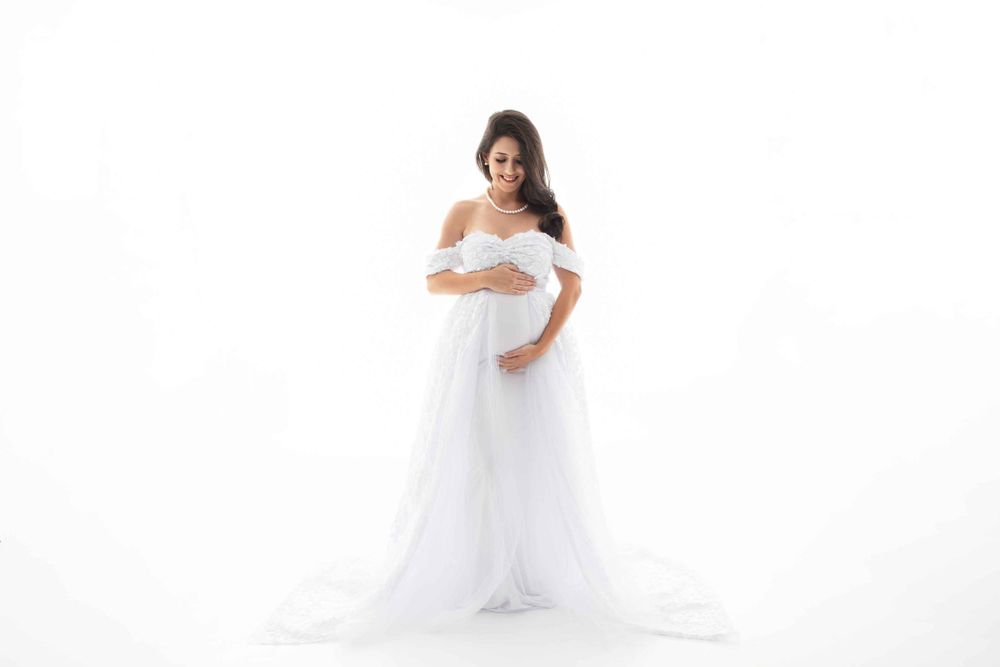 Maternity pregnancy photographer photography bump Brisbane Ipswich motherhood newborn photos Northside Southside Father